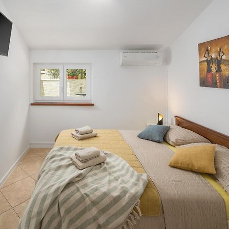 Guest House Ravnic Porec Luaran gambar